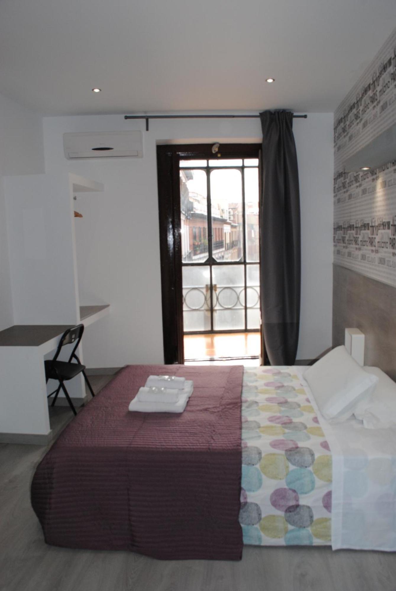 Fuencarral Rooms Madrid Ruang foto