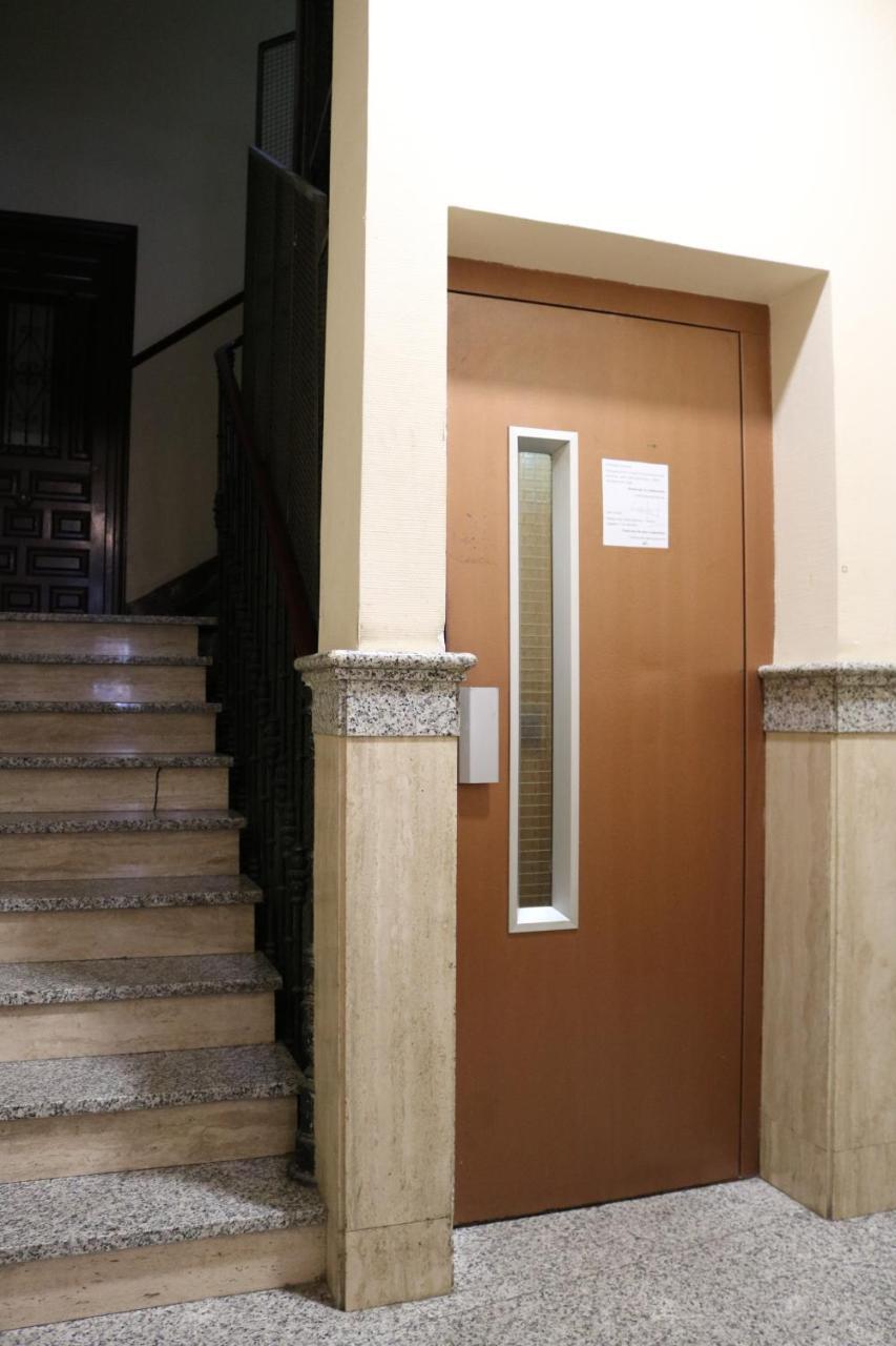 Fuencarral Rooms Madrid Bagian luar foto